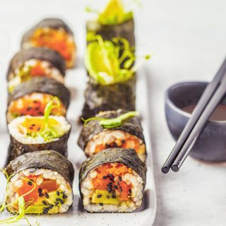 Kürbis-Gurken-Maki (Sushi vegetarisch)