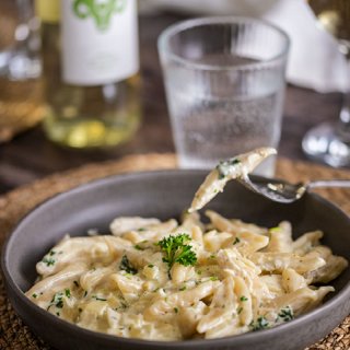 Scherennudeln mit Kräutersauce