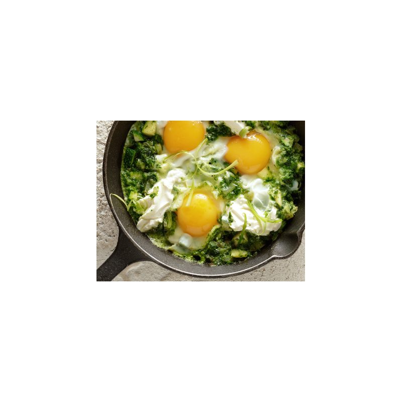 Grüne Shakshuka mit Spargel, Broccoli und Minze