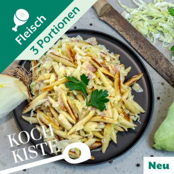 Deftige Schupfnudeln-Pfanne mit Spitzkohl und Bacon
